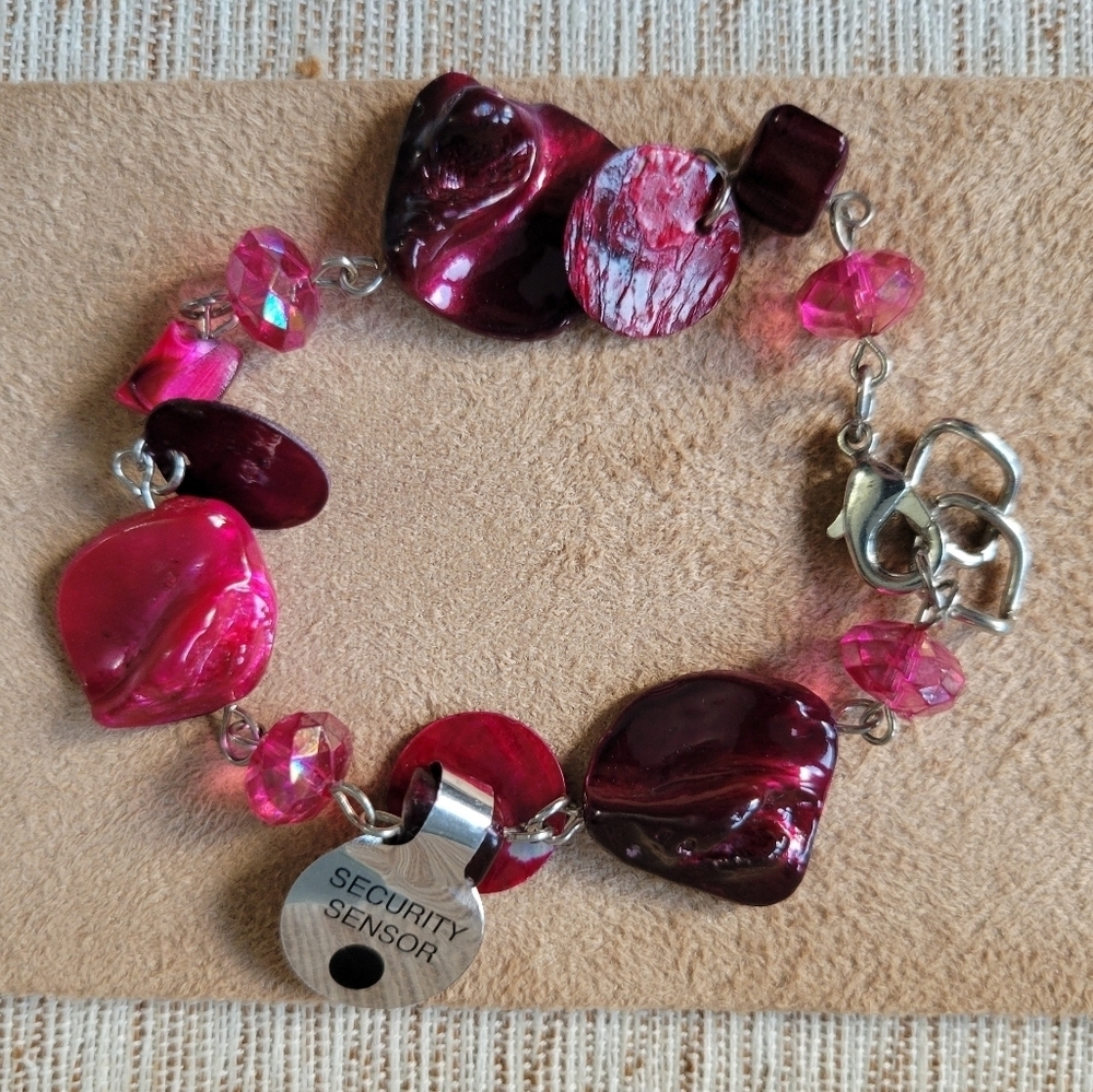 Elegant Red/Purple Bracelet